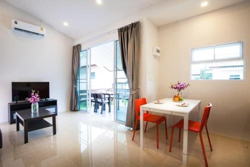 dmp_living_room_01